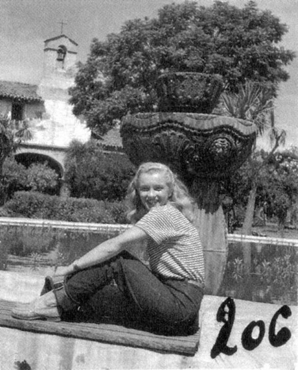 Marilyn Monroe photographiée par André De Dienes été 1946 - Californie