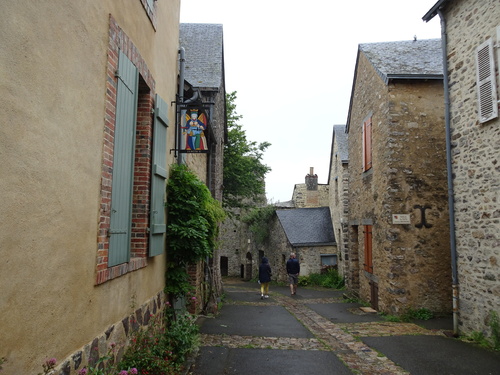 Sainte-Suzanne (Mayenne)