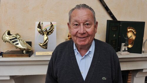 Just Fontaine, légende du football français, est mort à l'âge de 89 ans