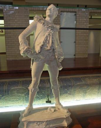 Roubaix-Musee-de-la-Piscine-Pierrot.jpg