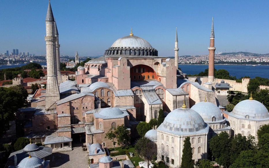 Turquie : Sainte-Sophie devient une mosquée mais restera ouverte ...