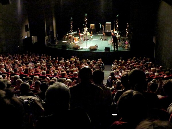 Yves Jamait a déchaîné le public au théâtre Gaston Bernard de Châtillon sur Seine !