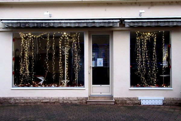 Les commerçants de Châtillon sur Seine ont magnifiquement décoré leurs vitrines !