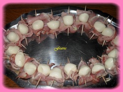 Minis-boules de mozza / bacon