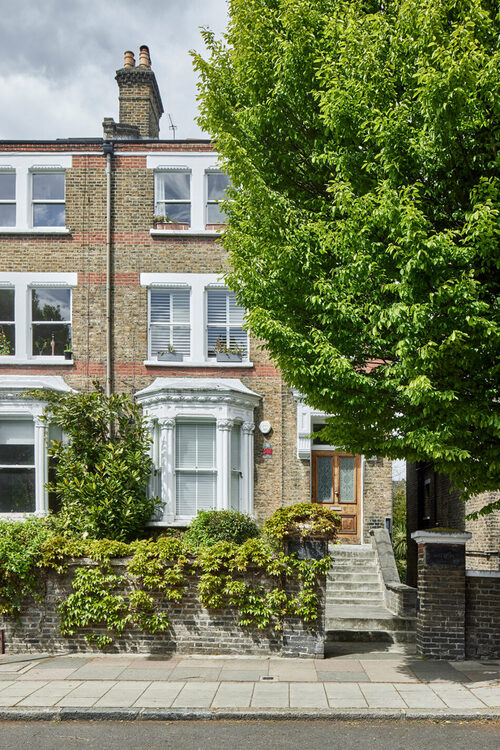 The British Victorian terraced house