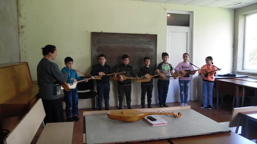 Visite de l'école de musique de Varketili