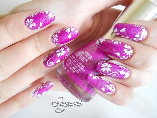 Nail Art Fleurs en folie