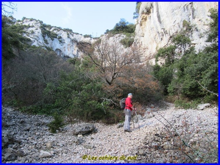 Luberon, les gorges de Combrès