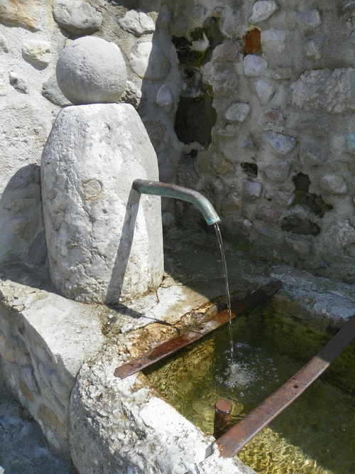 La fontaine du prieuré Saint-Maurice