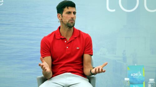 Novak Djokovic testé positif au coronavirus : le tennisman présente ses excuses