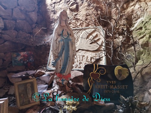 Saint Raphaël, la grotte saint Honorat (Sainte Baume)