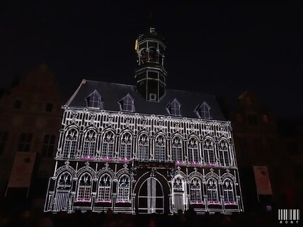 Mons by night