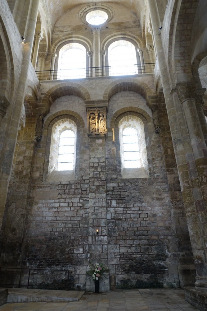 L'église abbatiale Sainte-Foy de Conques (2/2) : l'intérieur...