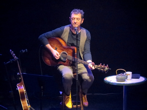 Le concert "Parenthèse 2" d'Yves Jamait et de ses deux musiciens, a électrisé le théâtre Gaston Bernard de Châtillon sur Seine !