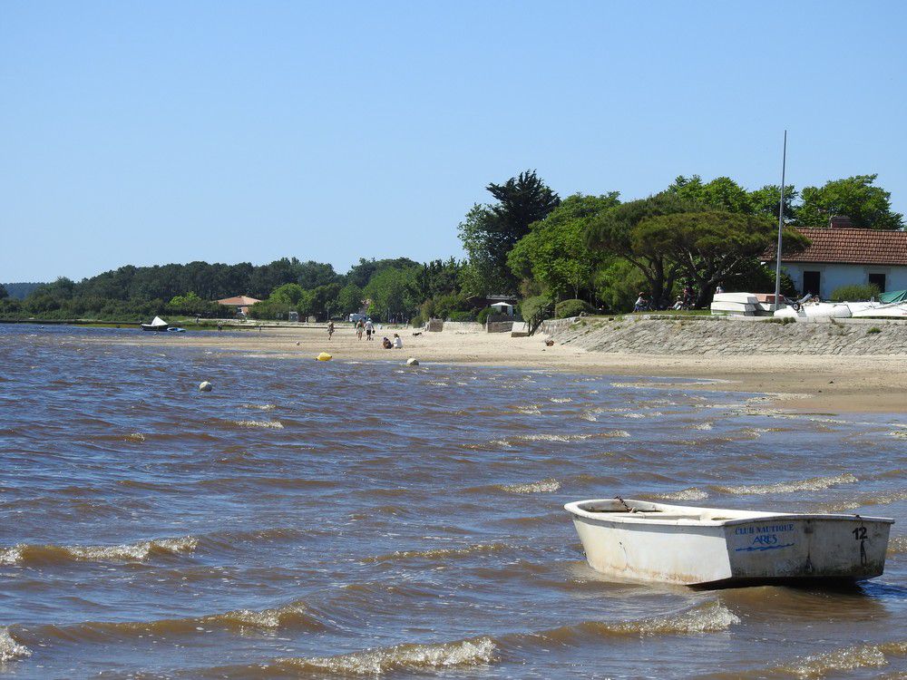 Une plage sur le Bassin d'Arcachon, en mai 2020...