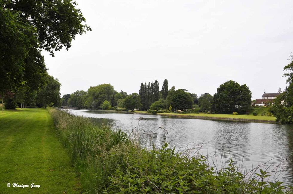 Le Grand Canal et les parterres à la française