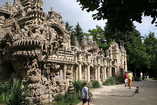 Drôme : le Palais Idéal du facteur Cheval