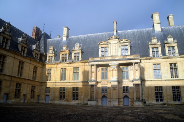 Visite guidée du Château d'Ecouen avec Générations 13
