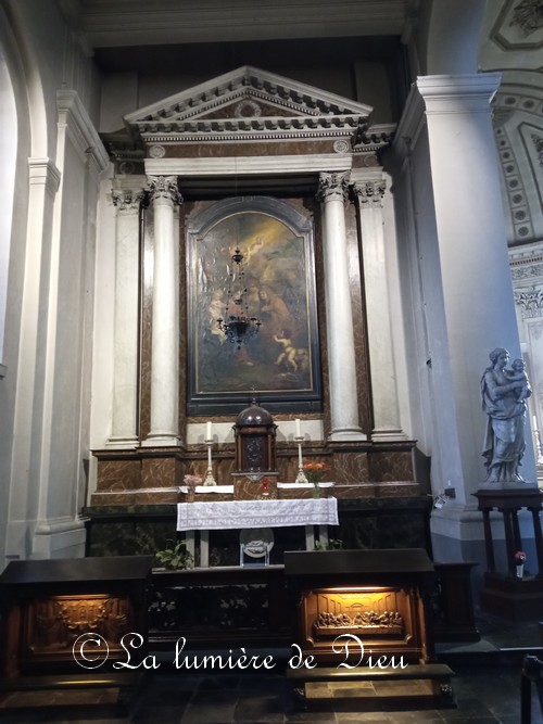 Menin (Belgique), l'église Saint Vaast