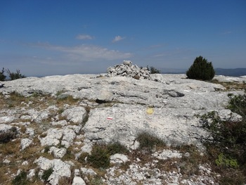 Arrivée du sentier sur le GR