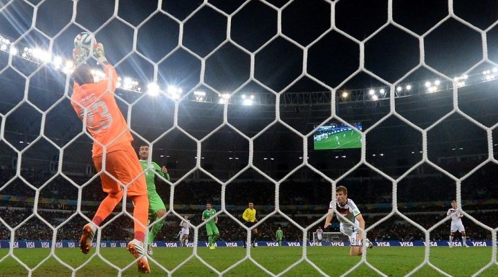 Lundi 30.6.2014 à Porto Alegre Allemagne-EN 2-1 après prolongations