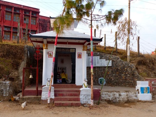 un petit temple dédié à Shiva
