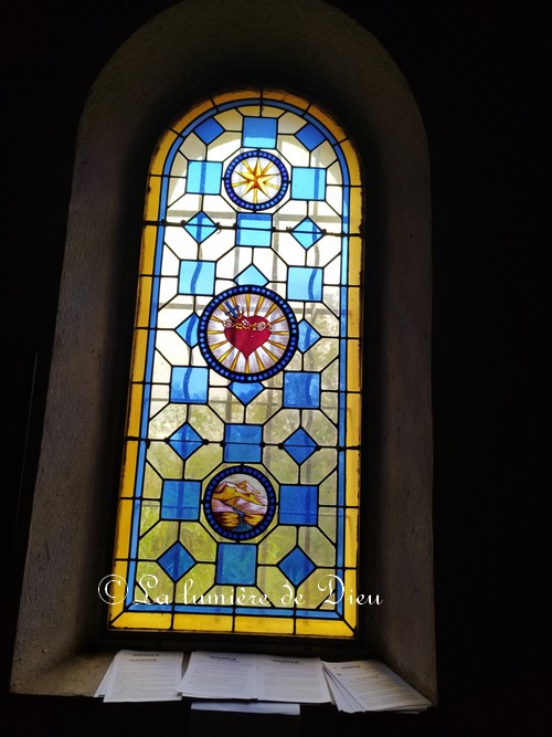 Roquebrune-sur-Argens, la chapelle Notre-Dame de Pitié