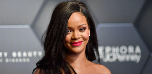 Rihanna pousse ses fans à voter aux législatives américaines