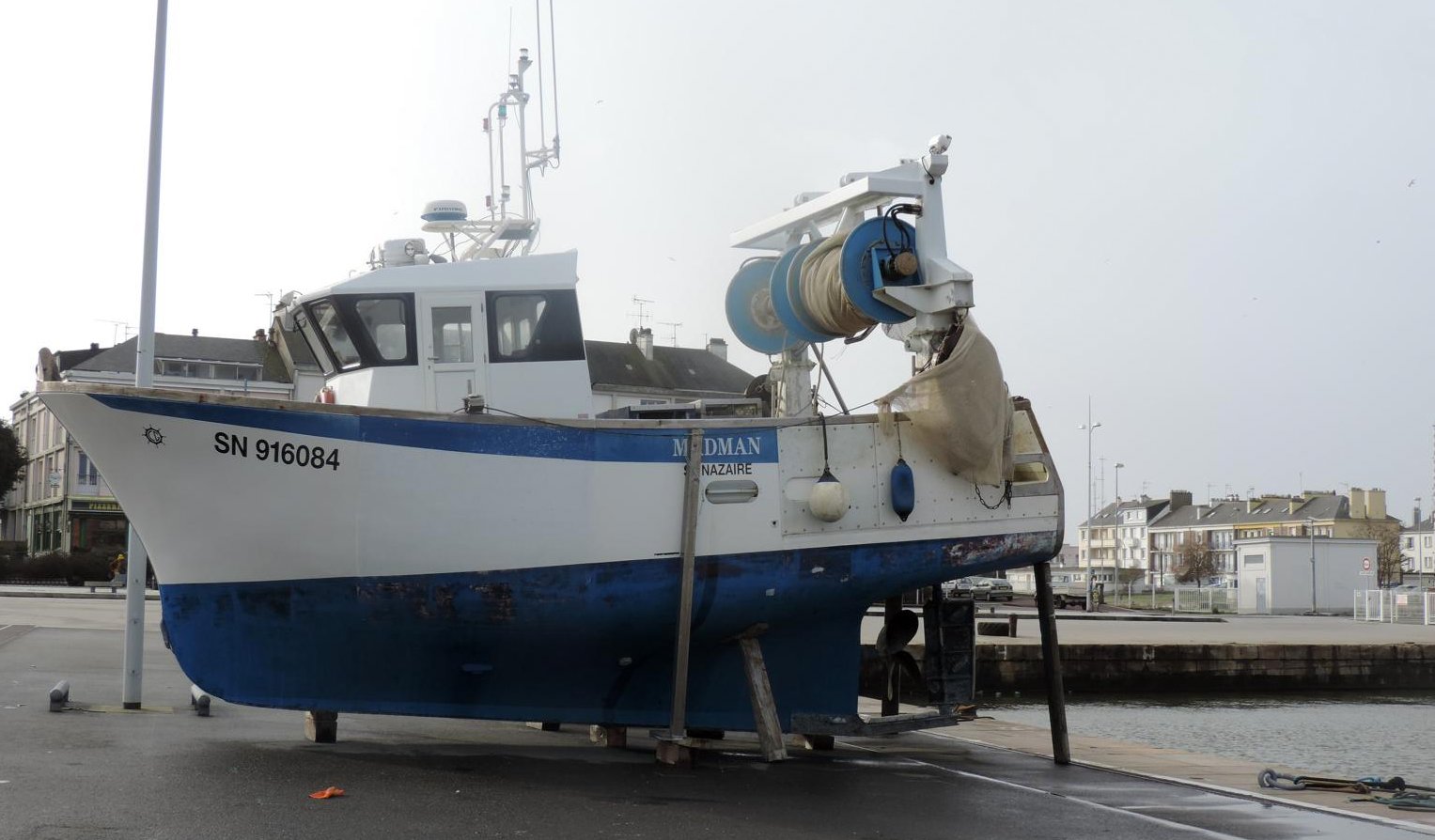 A l'abri dans le port....