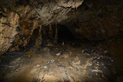 ARIEGE LA GROTTE DE SABART