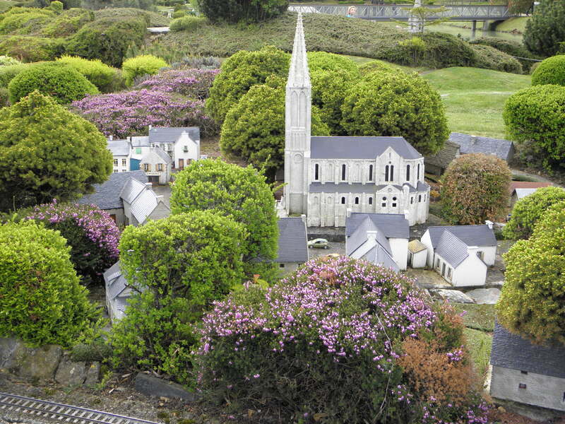 VILLAGE BRETON