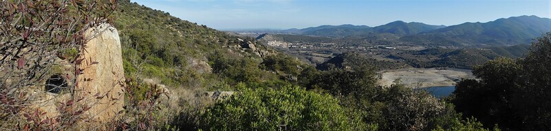 * RODES les plateaux et le barrage sur la Têt