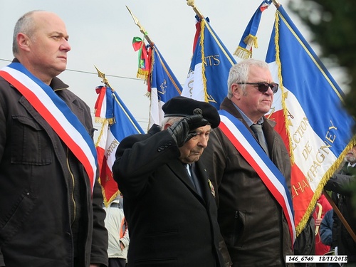 * 74ème anniversaire de la Libération. Cérémonie  à la stèle "4ème Choc - Cluny", à Frahier, lieu-dit "Les Barres".