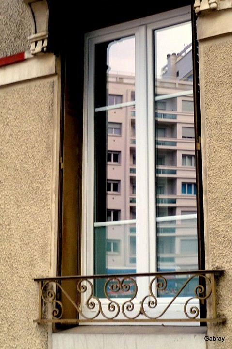 R04 - Fenêtre et reflet