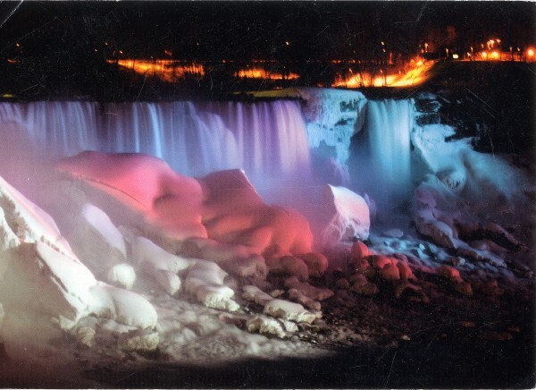 280 - Chutes du Niagara en hiver, Canada