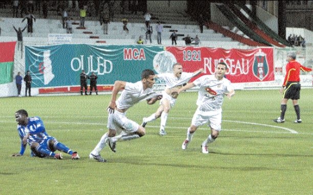 3.4.2011 C1 Afrique MCA-FC Dynamos 3-0 Dynamitant Mouloudia