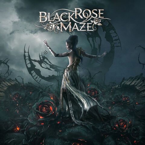 BLACK ROSE MAZE (avec Rosa Laricchiuta) - Les détails du premier album éponyme ; "In The Dark" Clip