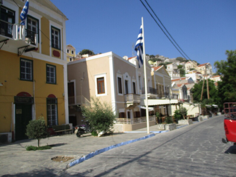 L'ILE  DE  SYMI    SERIE   3