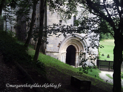 Le prieuré de Merlande (Dordogne) - The Merlande's priory (Dordogne)