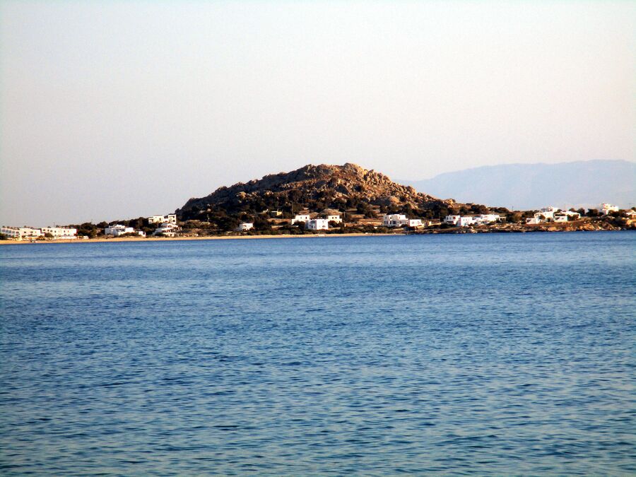 LA  BAIE  DE  CHORA  ET  DE  PLAKKA  ILE  DE  NAXOS  EN  GRECE  (4)