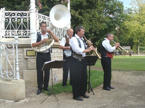 Le Bechet Forever Quartet au jardin de la Mairie...