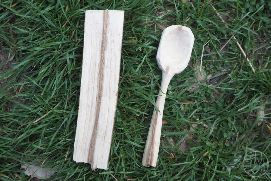 Sculpter des cuillères en bois