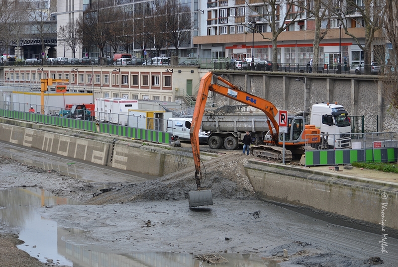 Le canal Saint-Martin poursuit sa campagne de rénovation 