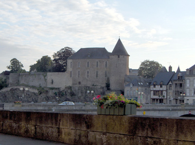 Blog de lisezmoi :Hello! Bienvenue sur mon blog!, La Mayenne : Mayenne