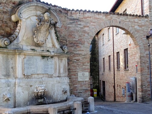 Promenade à Urbino en Italie (photos)