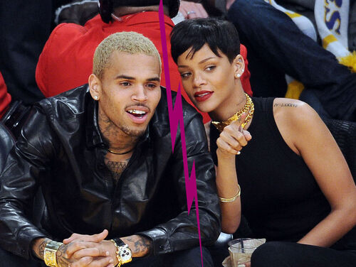 Chris Brown envoie une lettre d'excuses à Rihanna… qui la brûle