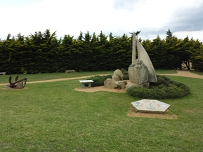 Monument aux péris en mer, pointe du roselier