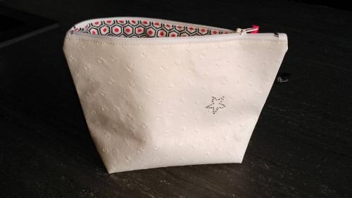 Nouvelle Pochette