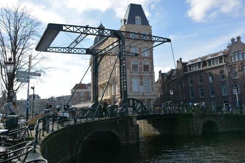 Le pont de Staalstraat à Amsterdam