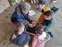 maternelle classe dehors